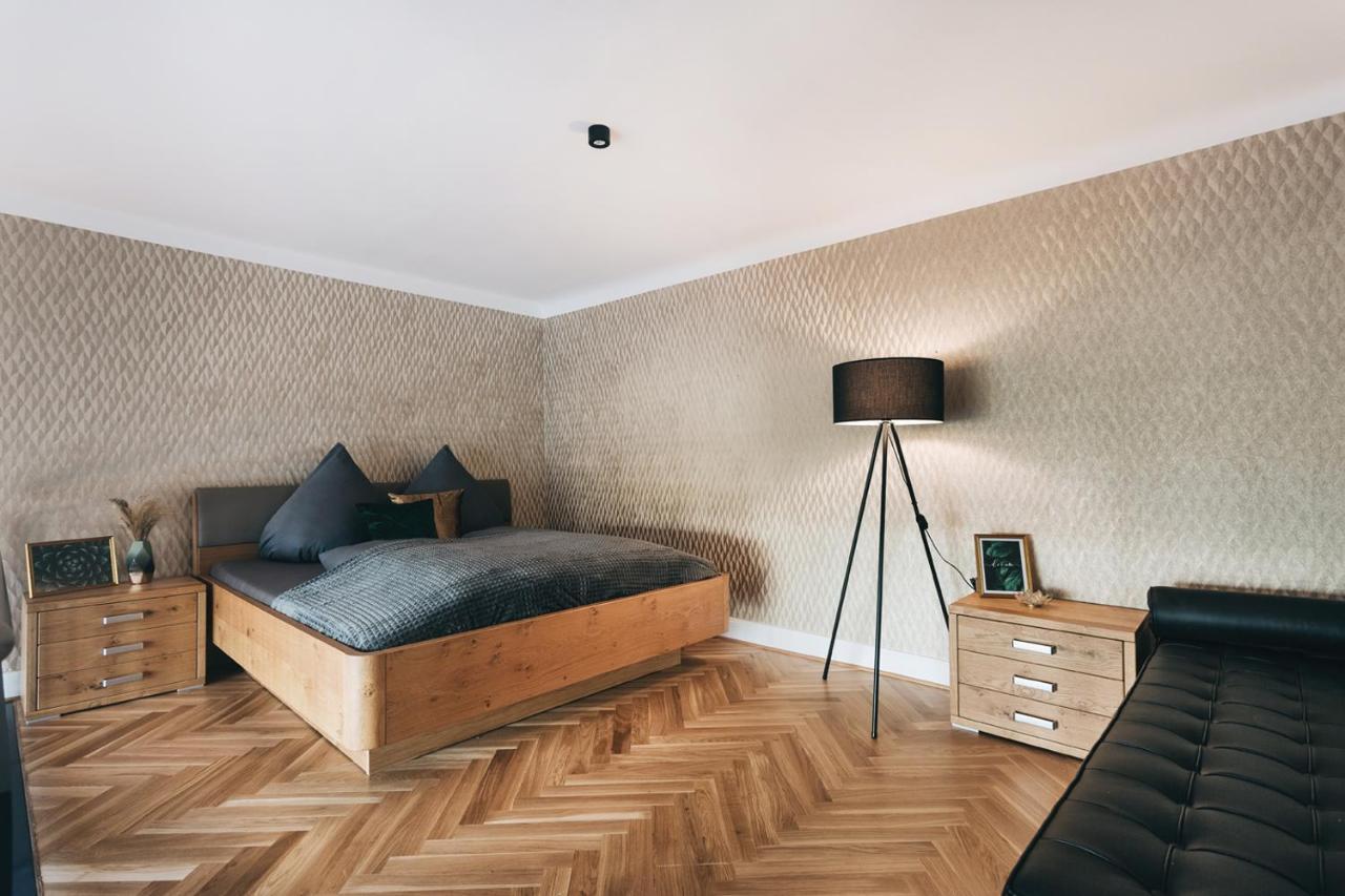 Tip! Modernes 90 Qm City-Apartment Mit Stil & Komfort In Toplage Dresden Exterior foto