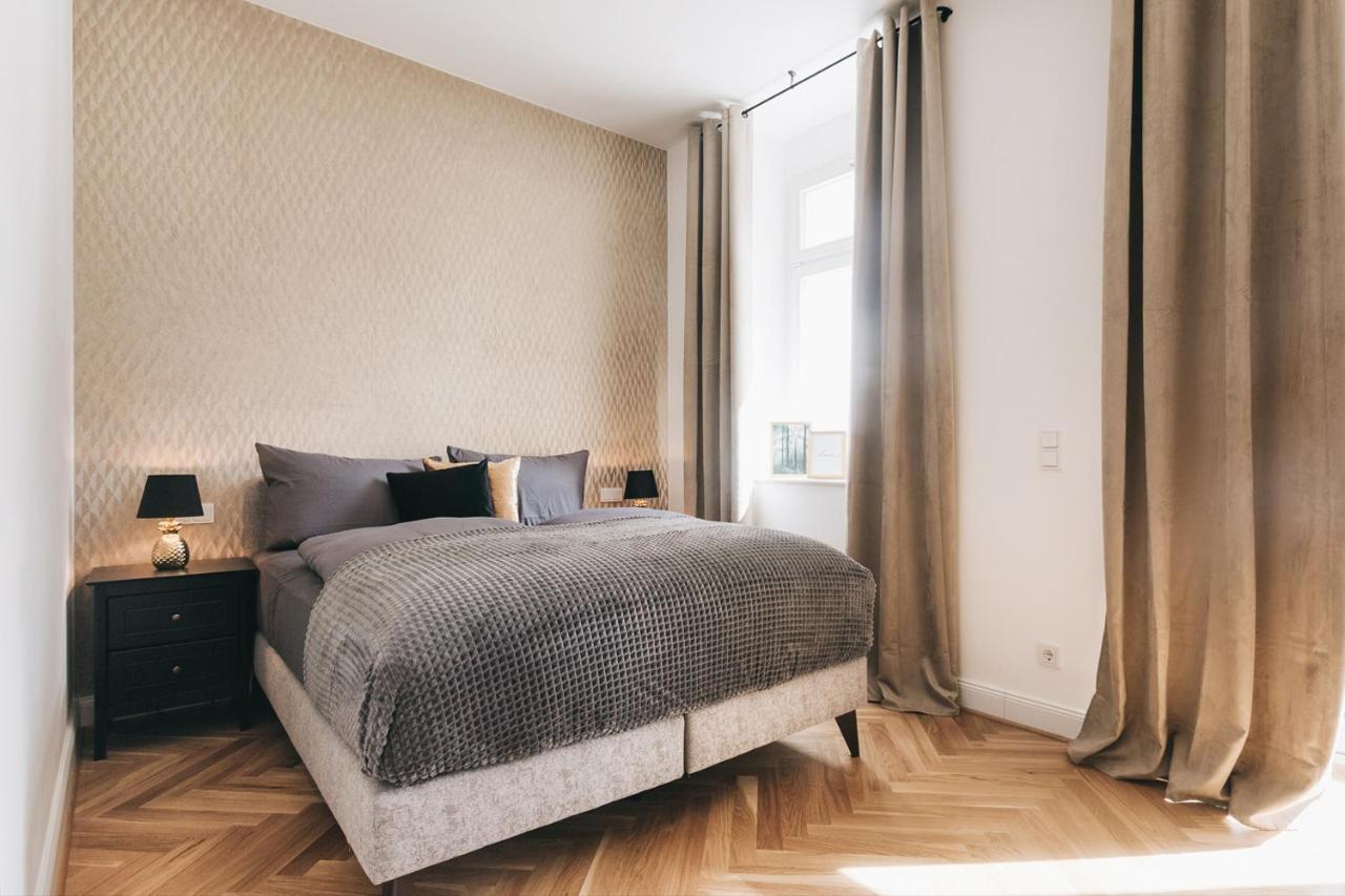 Tip! Modernes 90 Qm City-Apartment Mit Stil & Komfort In Toplage Dresden Exterior foto